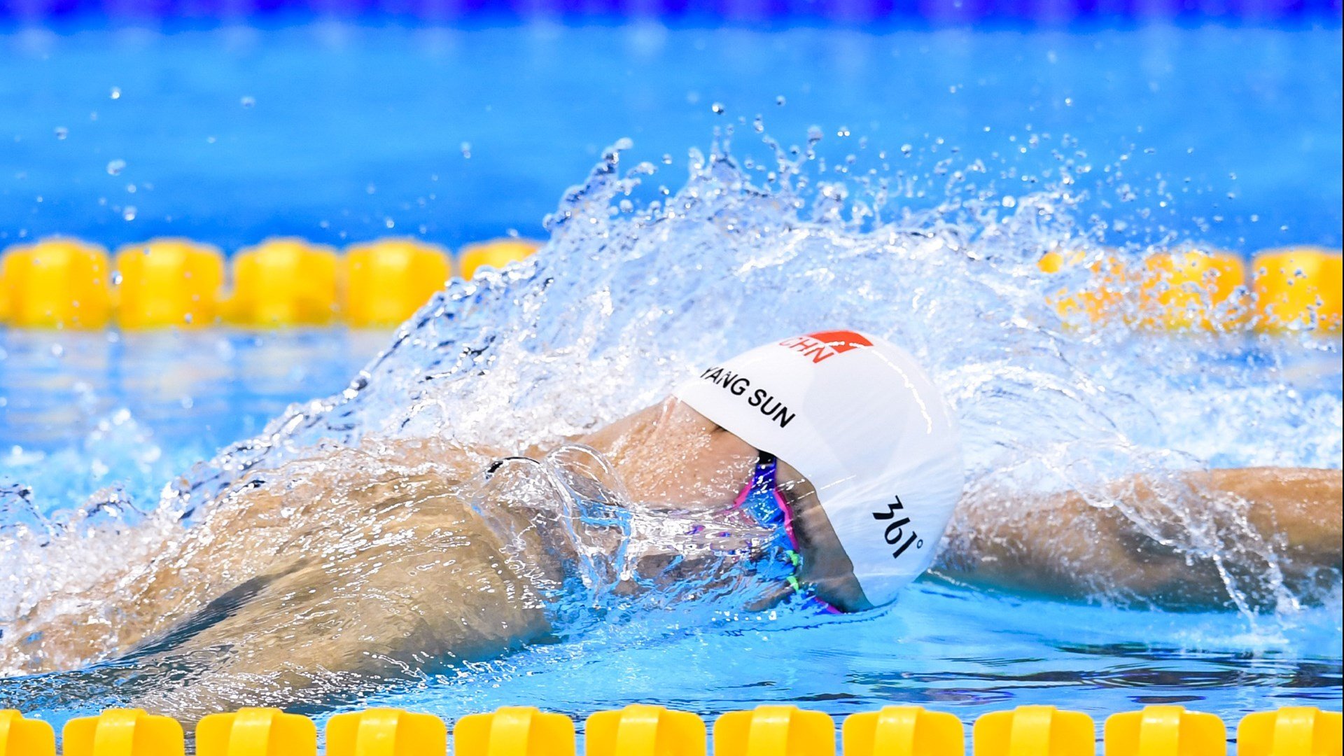 伊朗队在巴黎奥运会比赛中多次通过中路渗透得分，伊朗篮球进奥运会