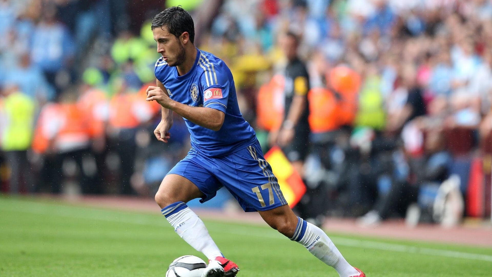 球员家庭成长记：足球也有温情一面，足球运动员成长档案